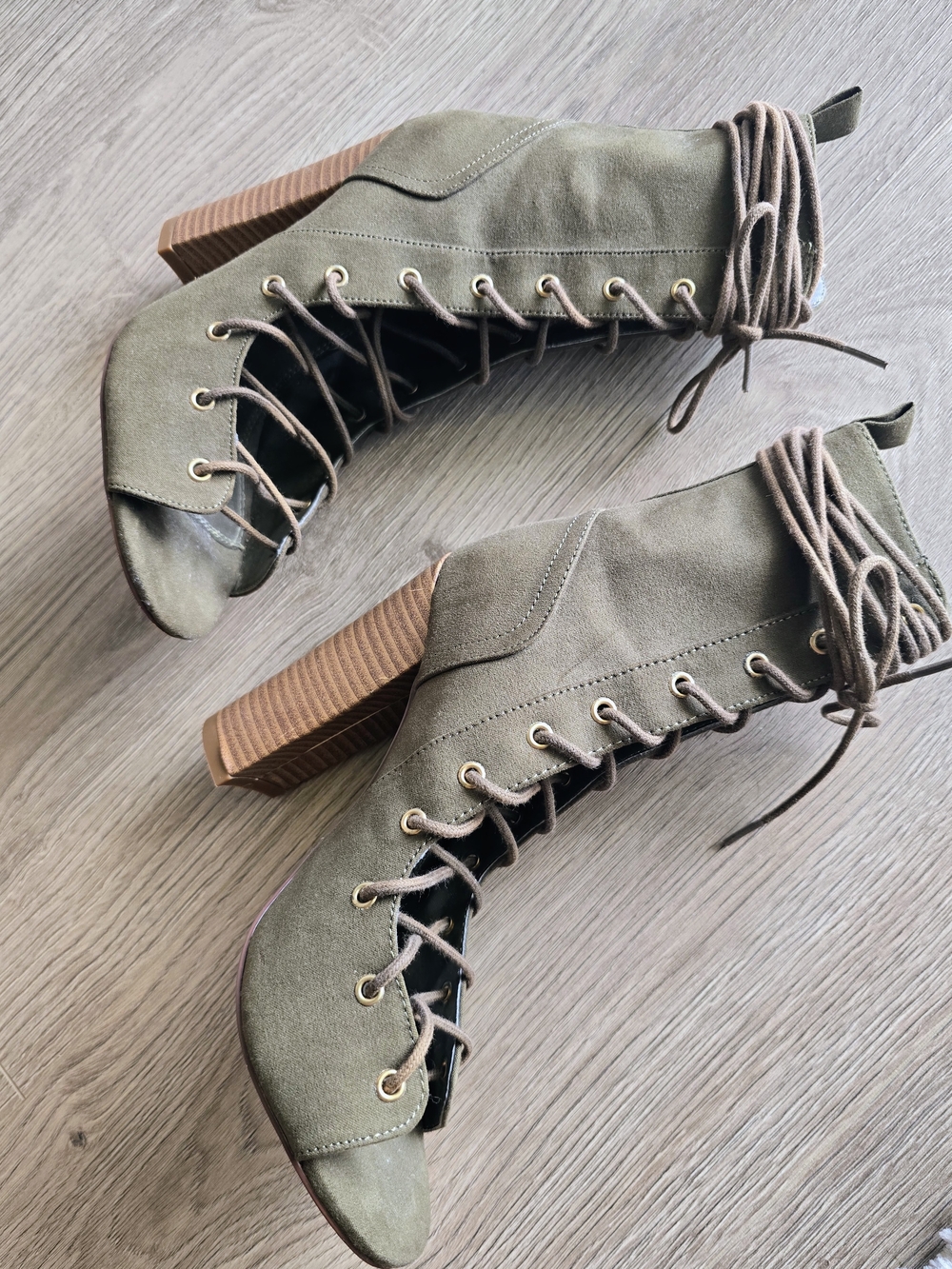 Windsor Olive Green Lace-Up Peep Toe Block Heel Boots